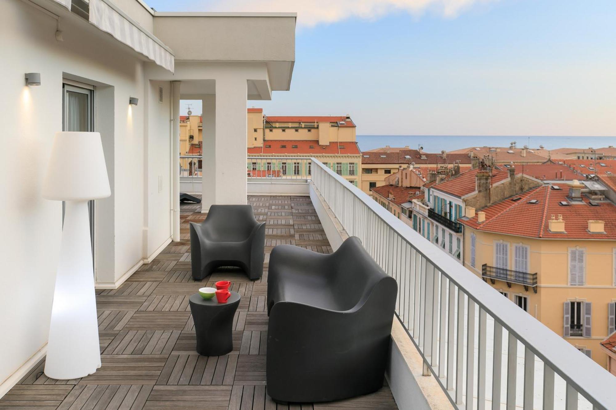 Готель Ibis Styles Menton Centre Екстер'єр фото