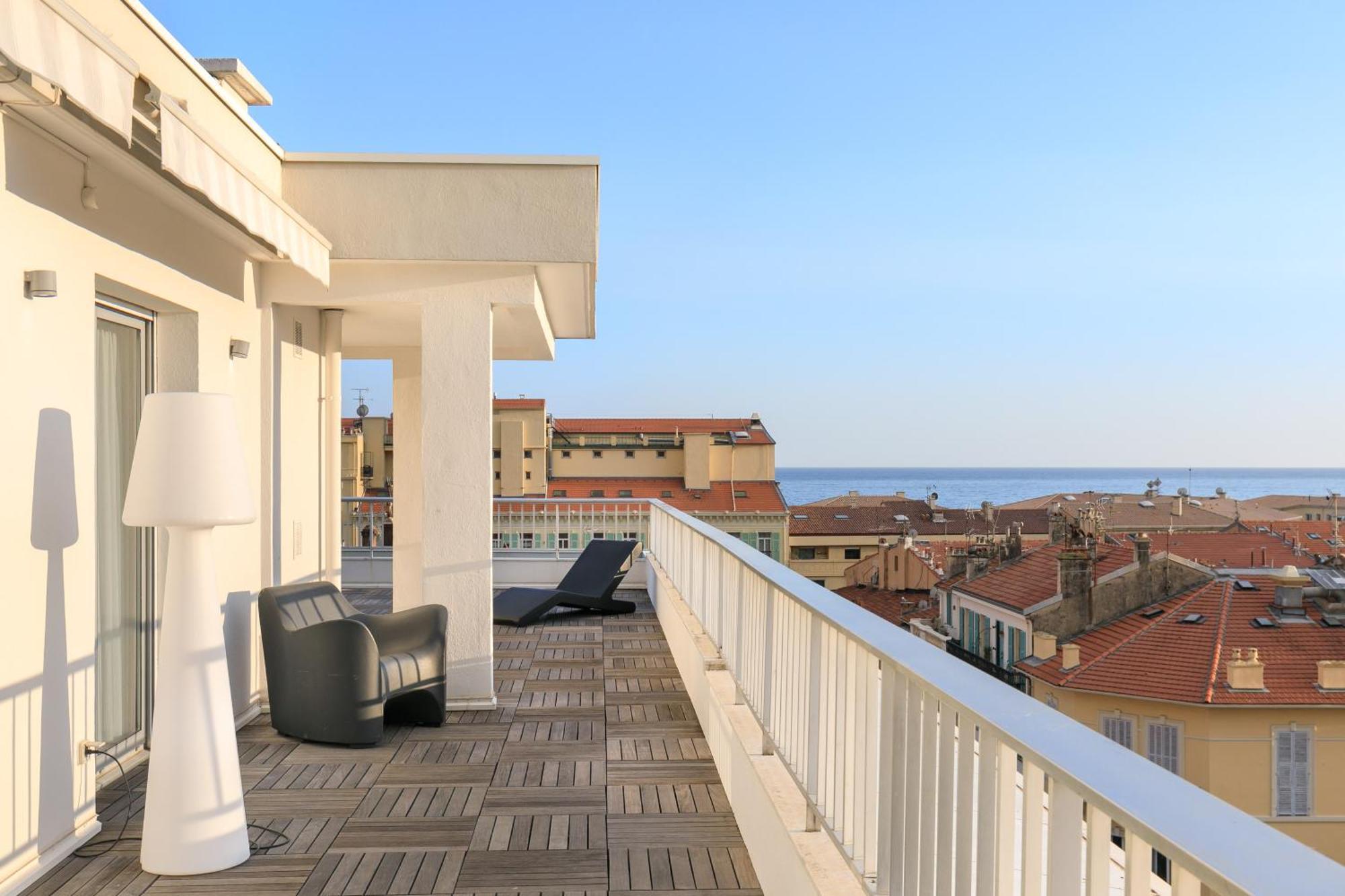 Готель Ibis Styles Menton Centre Екстер'єр фото