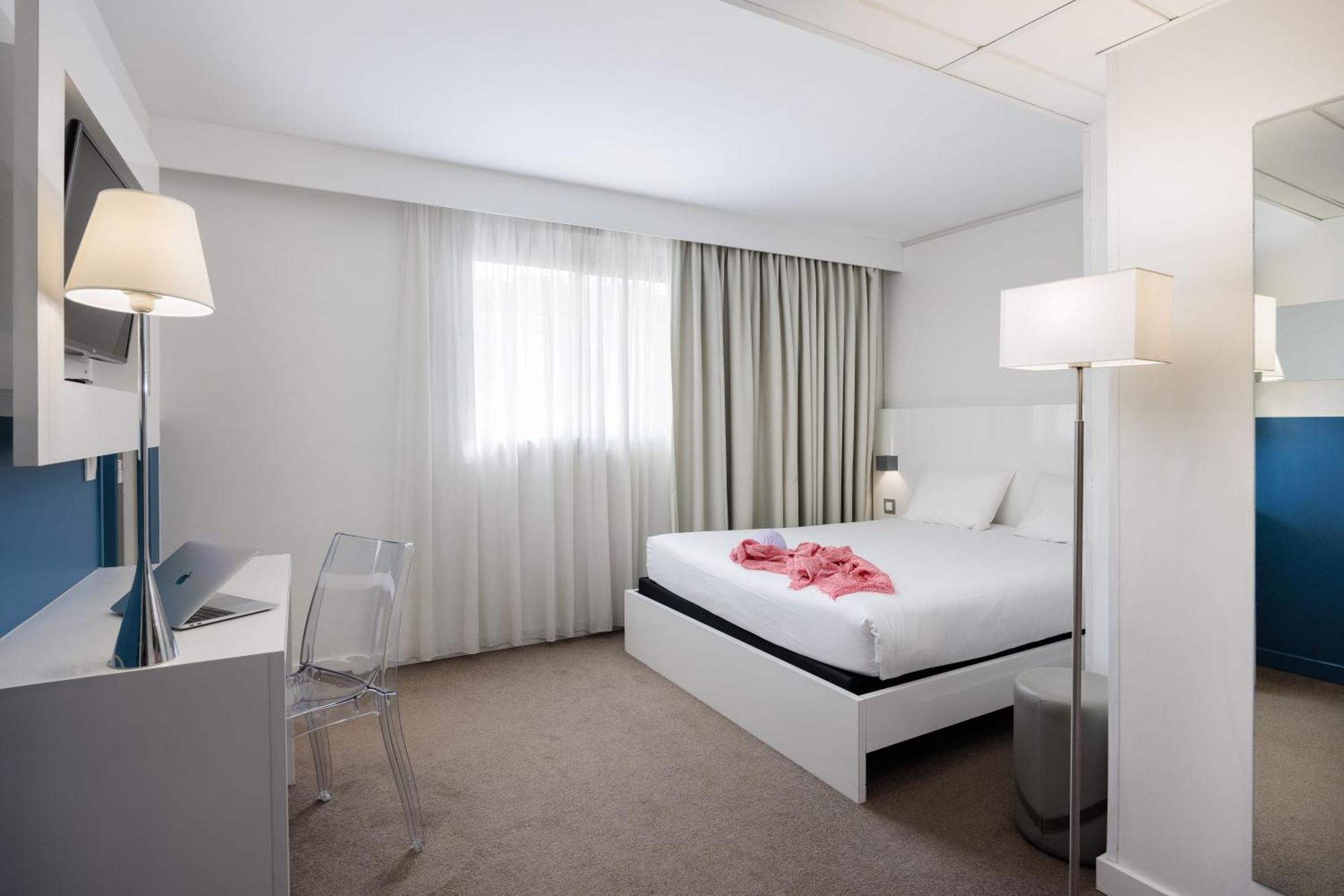 Готель Ibis Styles Menton Centre Екстер'єр фото