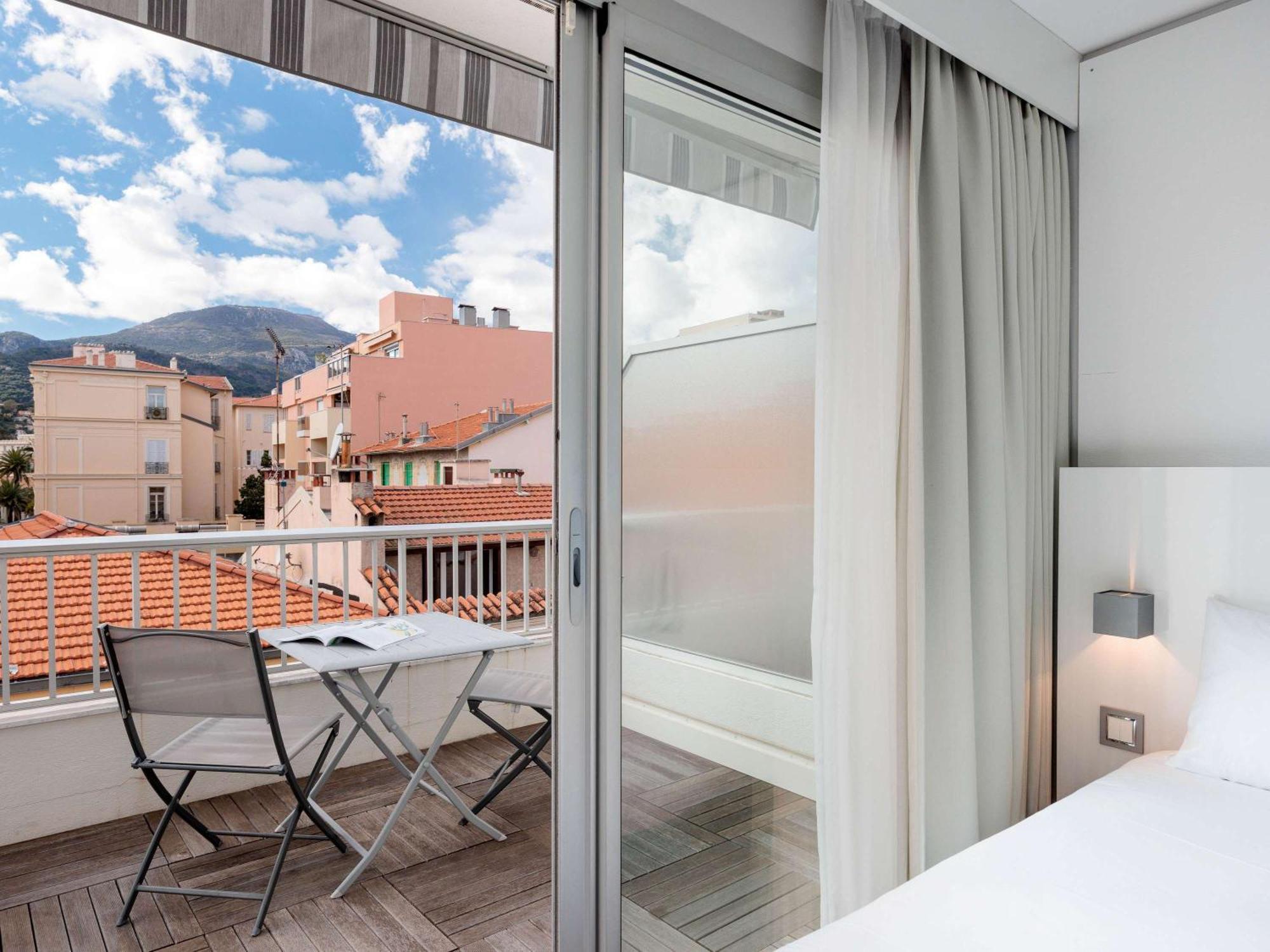 Готель Ibis Styles Menton Centre Екстер'єр фото