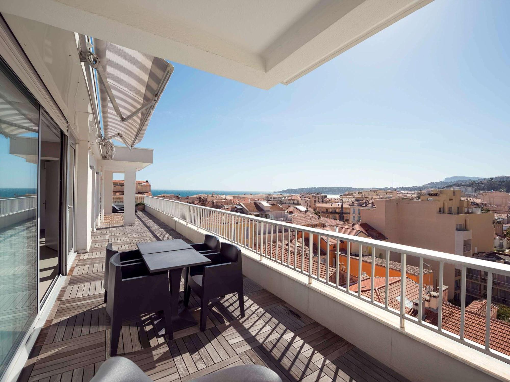 Готель Ibis Styles Menton Centre Екстер'єр фото