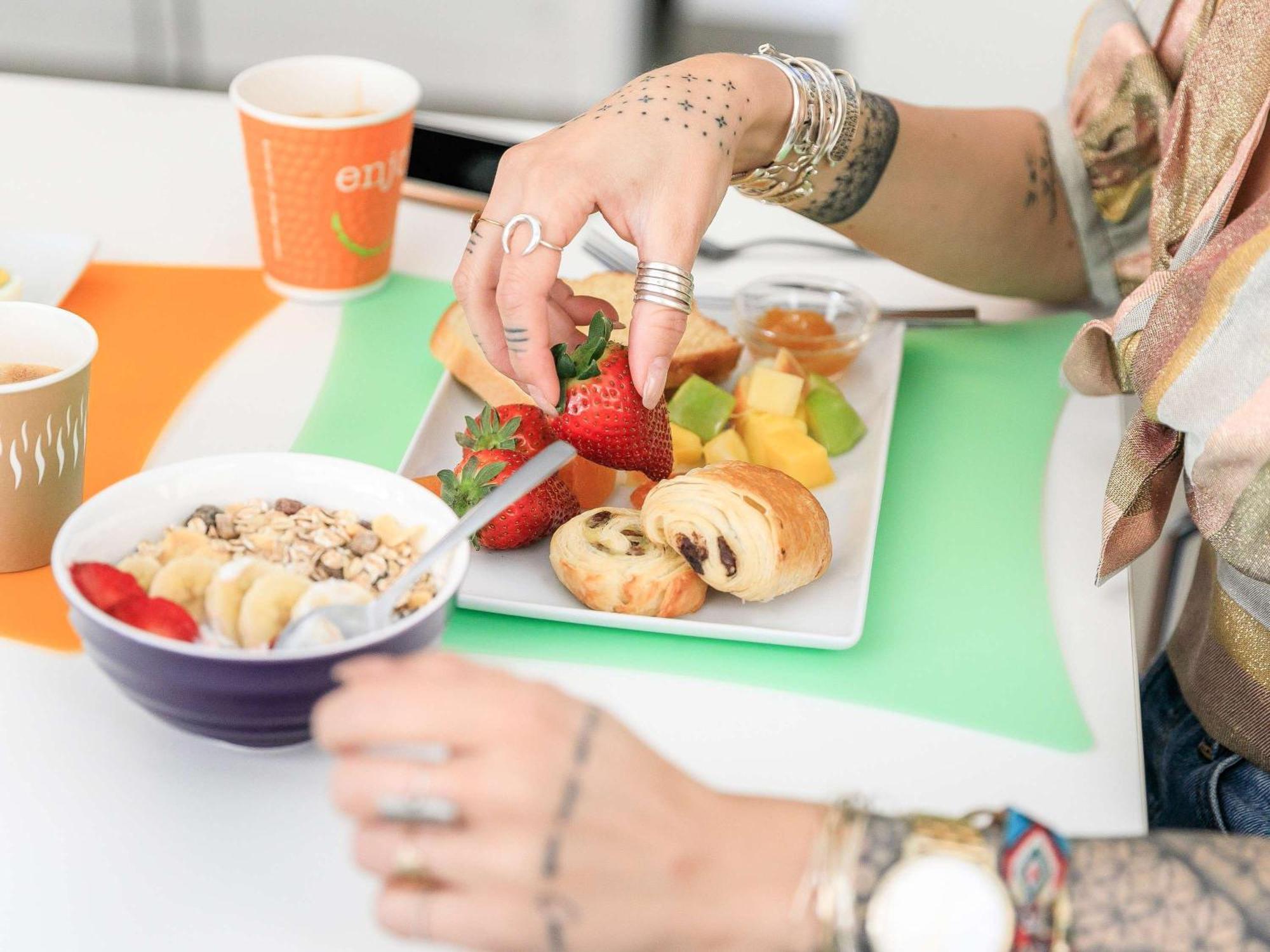 Готель Ibis Styles Menton Centre Екстер'єр фото